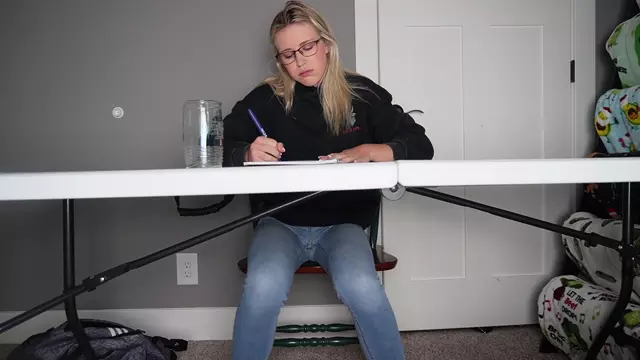 Poster: keeks 3005 - Pee Desperation In Class