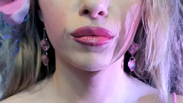Poster: Petite Mercy - Sexy Glossy Pink Lipliner lipstick gloss Application » Download Free Porn & XXX Videos in HD, 1080p