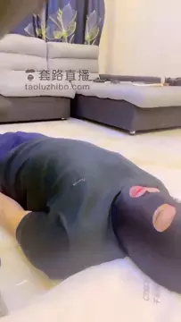 Poster: Chinese Mistress Boots Worship 2