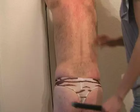 Poster: FEMDOMFOTO - Empress Victoria - Unde My Whip (German)