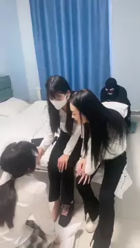 Poster: Chinese Lezdom Foot Fetish 3