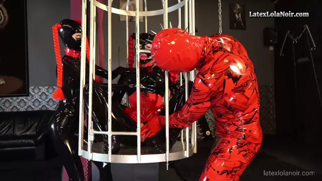 Poster: Lola Noir - Used In The Cage