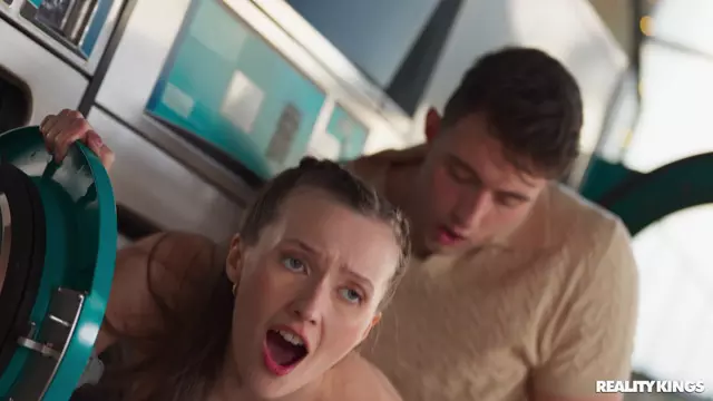 Poster: Stacy Cruz - Getting Freaky At The Laundromat HD