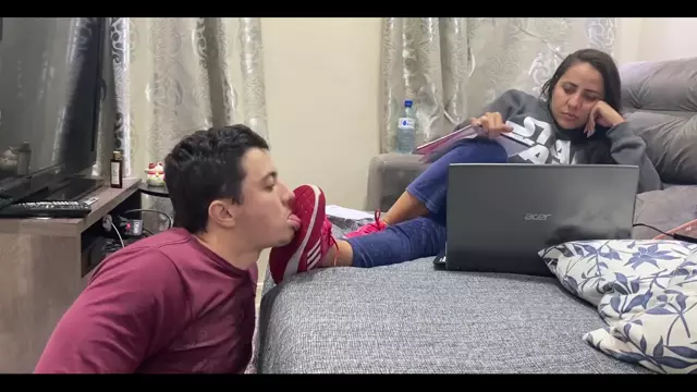 Poster: Kiffa Ignores Foot Slave While He Licks Her Sneakers Clean – Kiffa Feet Poster: Kiffa Ignores Foot Slave While He Licks Her Sneakers Clean – Kiffa Feet