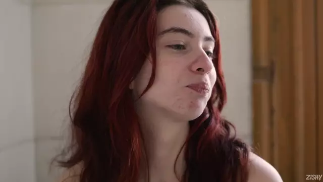 Poster: Victoria Ramos - Bath FullHD