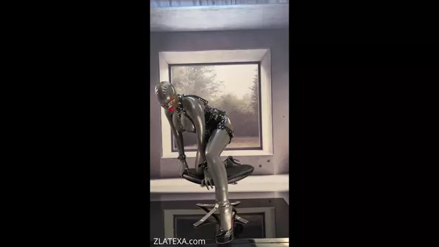Poster: Rubberdoll extreme